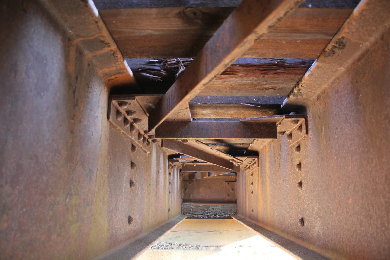 Interior bracing details